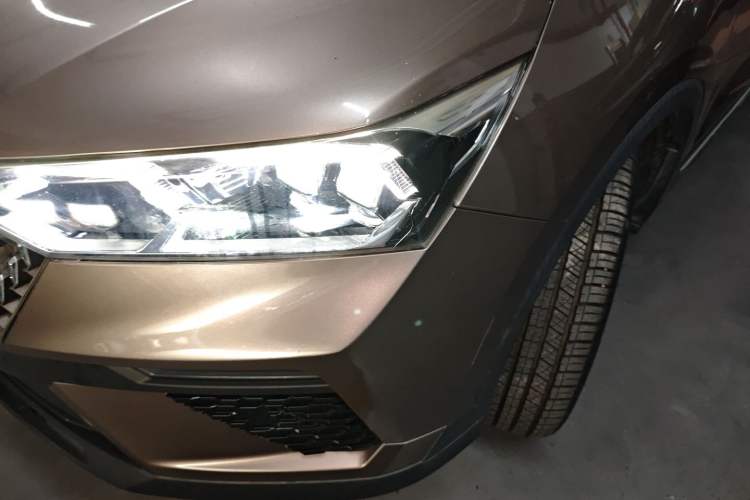 Used Bestune T77 2019 230 TID Automatic Prestige Version China V Emission Standard
