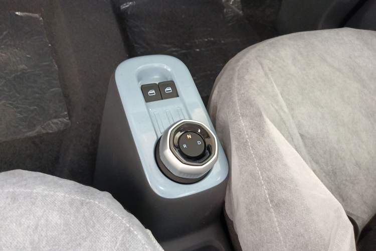 Used Geely Galaxy Panda 2024 Panda Mini 200km Endurance Bear