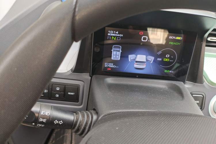 Used Wuling Hongguang MINIEV 2022 Macaron Fashion Model Lithium Iron Phosphate Odometer Close Up