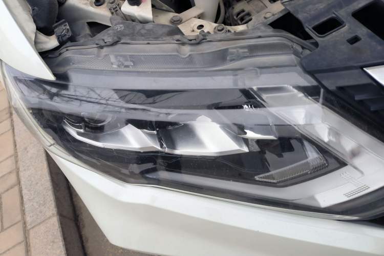 Used Nissan X-Trail 2020 2.5L XL ITS CVT 4WD Deluxe Navigation Edition Right Front Headlight