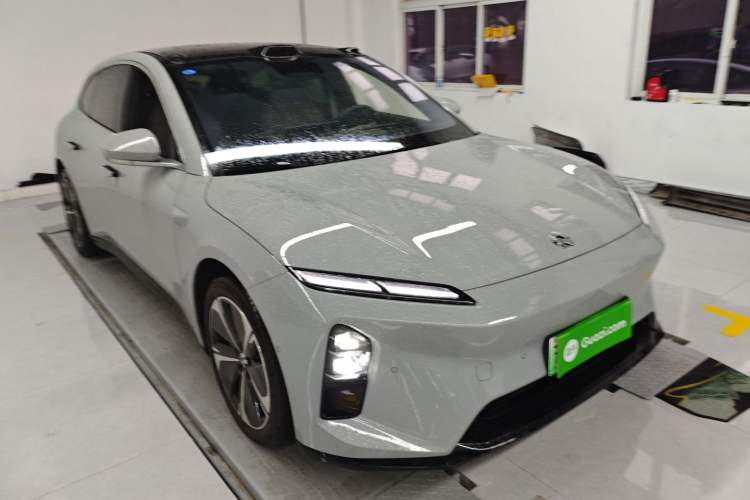 Used Nio ET5T 2025 75 kWh Touring Front Right 45 Deg