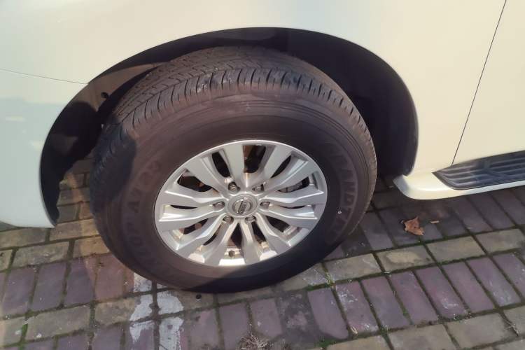 Used Nissan Patrol 2017 4.0L SE U.S.-Spec Version
