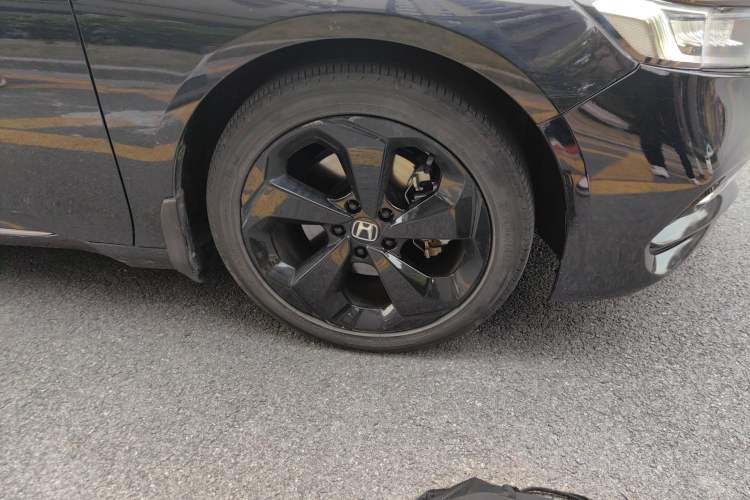 Used Honda Accord 2021 Rui Hybrid 2.0L Rui Zhi Starry Sky Limited Edition Right Front Wheel Hub