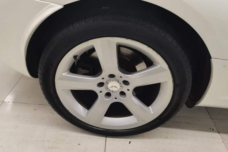 Used Mercedes-Benz SLK-Class 2011 SLK 200 Fashion Model
