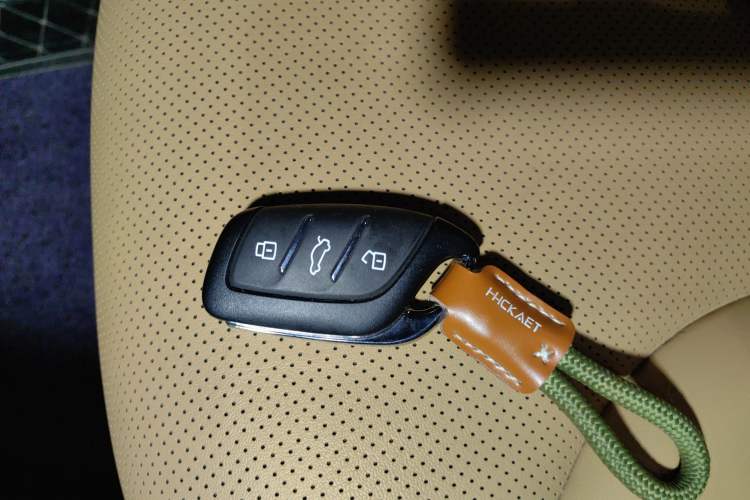 Used Roewe RX5 2023 1.5T Elite Edition
