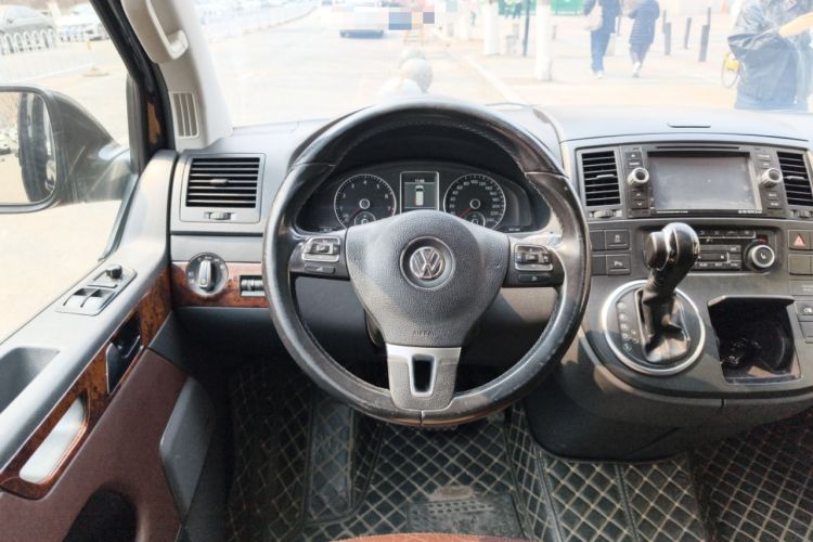Used Volkswagen Multivan 2012 2.0 TSI Two-Wheel-Drive Luxury Edition Steering Wheel