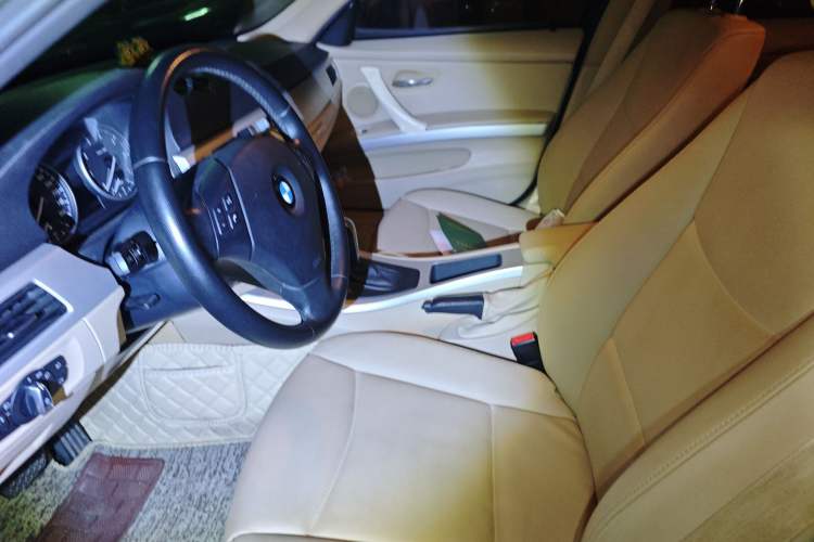 Used BMW 3 Series 2011 318i Leading Model