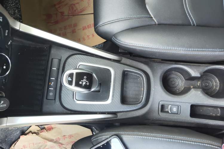 Used BYD Yuan New Energy 2019 EV360 Smart Connect Elite Model Gear Lever