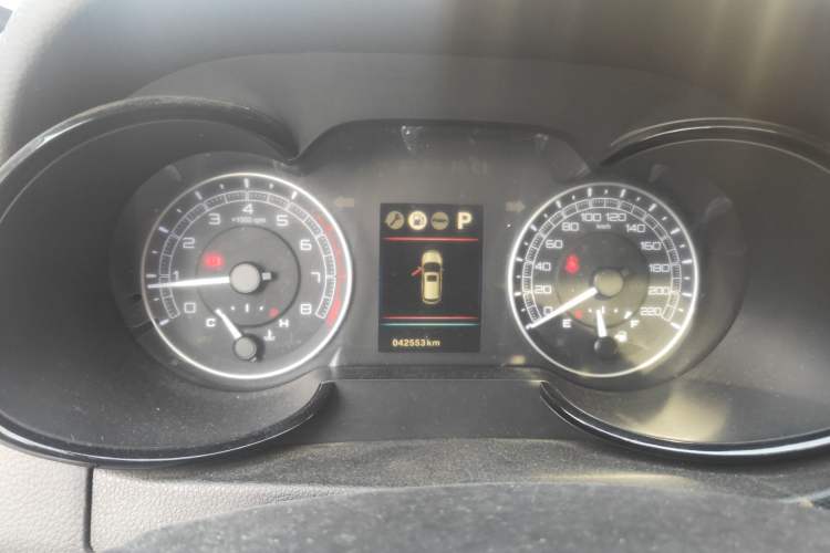 Used Dongfeng Fengdu MX5 2016 2.0L Automatic Flagship Edition