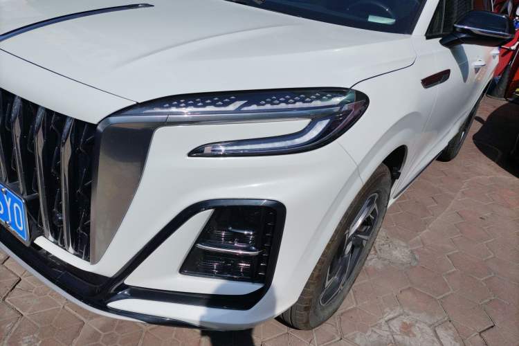 Used Hongqi HS3 2024 1.5T Zhiwei Edition
