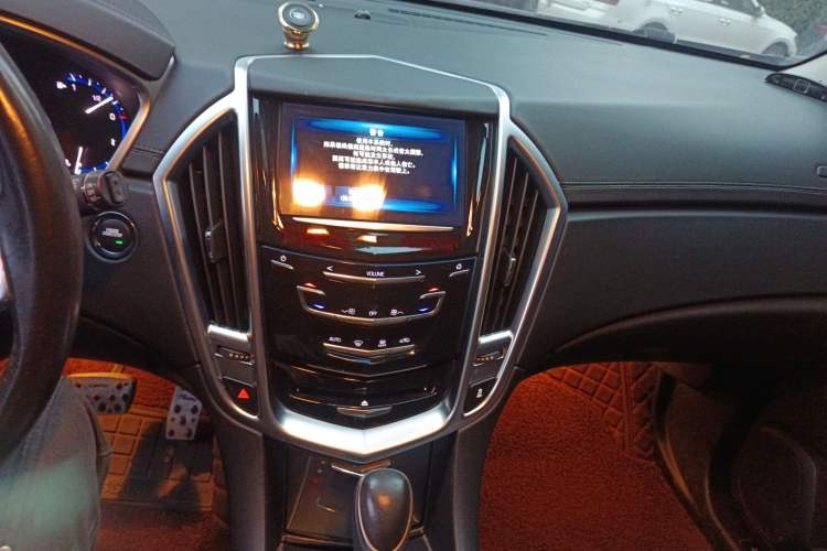 Used Cadillac SRX 2015 3.0L Comfort Version