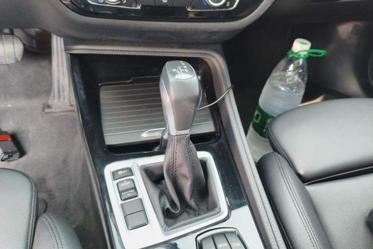Used BMW 1 Series 2017 118i Sport Edition Gear Lever