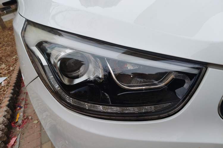 Used Hyundai ix35 2015 2.0L Automatic 2WD Smart Type China IV