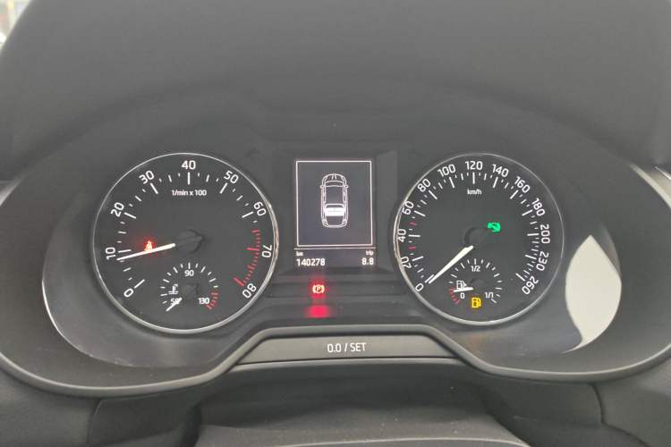 Used Skoda Octavia 2017 1.6L Automatic Smart Drive Edition Instrument Cluster
