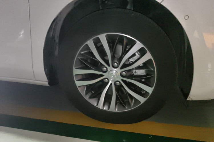 Used Buick GL8 2021 ES Land Cruiser 653T Luxury Edition