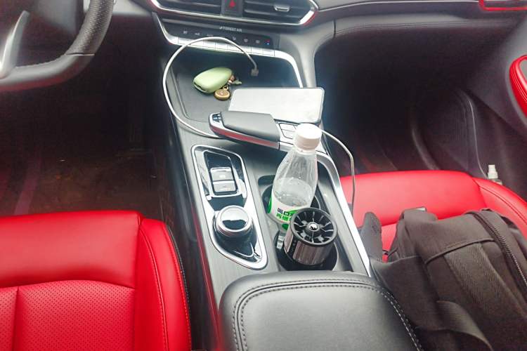 Used CHANGAN UNI-T 2020 1.5T Prestige Version
