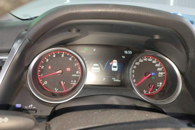 Used Toyota Camry 2021 2.0S FENGSHANG Edition
