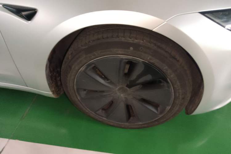 Used Tesla Model 3 2023 Long-Range All-Wheel-Drive Version