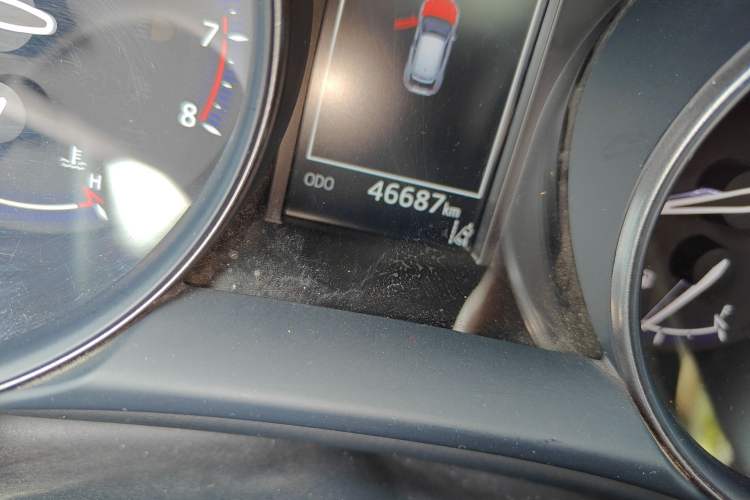 Used Toyota C-HR 2018 2.0L Leading with Sunroof China VI Standard
