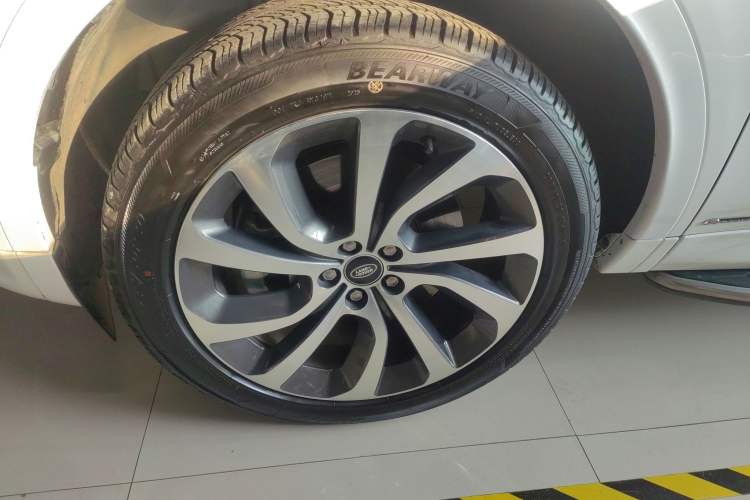 Used Land Rover Discovery Sport 2021 249 PS R-Dynamic S Performance Edition