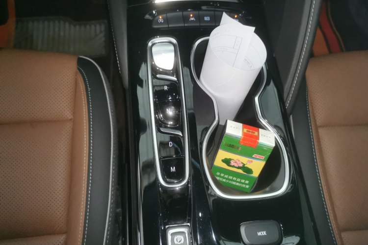 Used Buick Envision 2020 Encore GX S 652T Two-Wheel-Drive Limited-Edition S Sport Version
