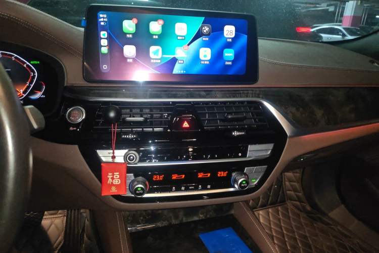 Used BMW 5 Series 2022 Restyled 525Li M Sport Package Audio And AC Panel