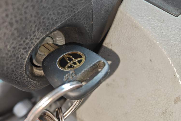 Used Jinbei New Hiace X30L 2016 1.5L Wealth Edition DLCG14 Vehicle Key