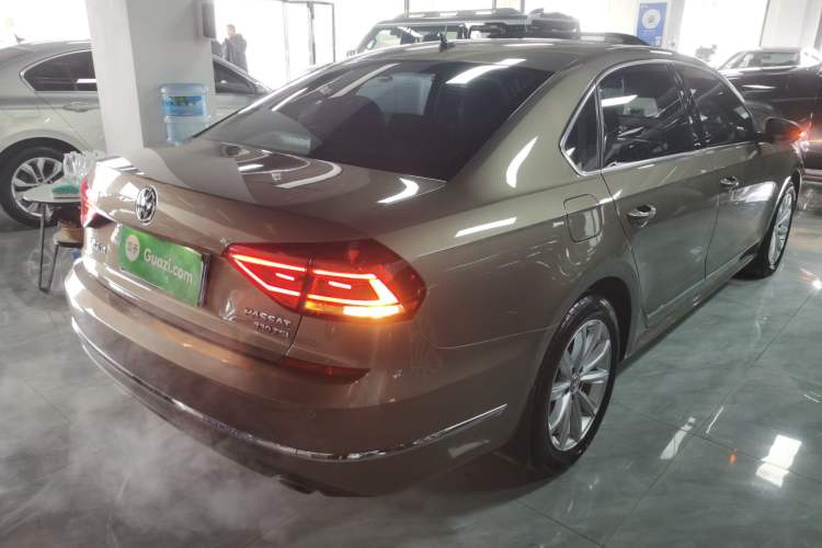 Used Volkswagen Passat 2017 330TSI DSG Luxury Edition
