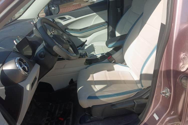 Used BYD Yuan Pro 2023 320KM Luxury Version
