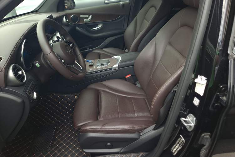 Used Mercedes-Benz GLC 2020 Facelift GLC 260 L 4MATIC Luxury Edition