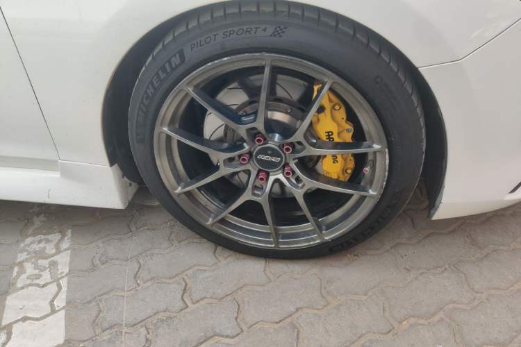 Used Mazda Atenza 2018 2.5L Skyactiv Sport Version China V Standard Right Front Wheel Hub