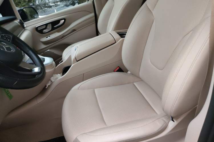 Used Mercedes-Benz V-Class 2021 V 260 L Long-wheelbase Luxury Edition