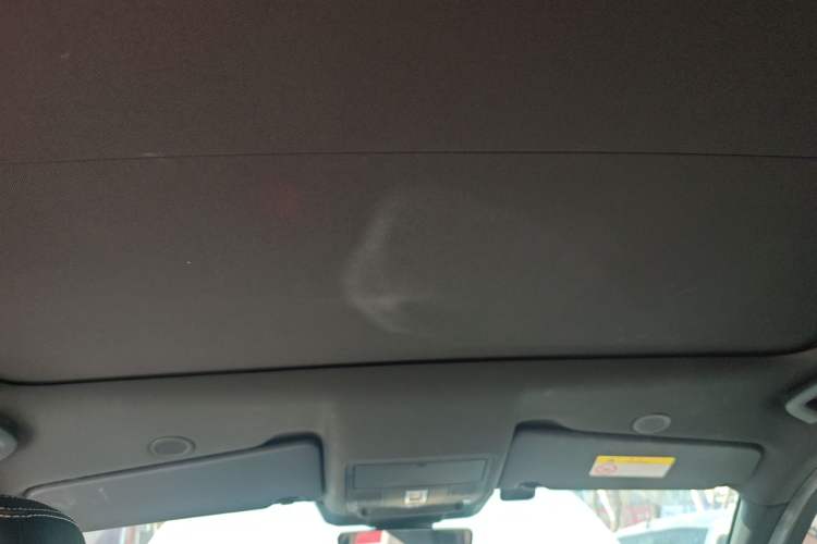 Used Land Rover Discovery Sport 2022 249 PS R-Dynamic S Performance Edition 5 Seats Headliner