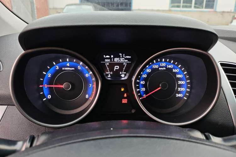 Used Hyundai Elantra (5th Generation / Langdong) 2015 1.6L Automatic Fashion Model Instrument Cluster