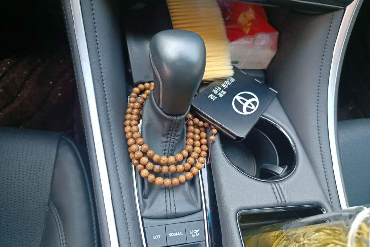 Used Toyota Avalon 2022 2.5L Luxury Edition