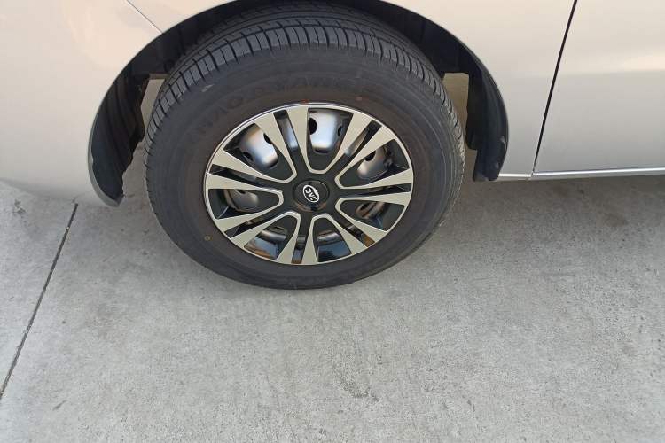 Used JAC Refine M3 2023 PLUS 1.5T 5/7-seat Classic Edition
