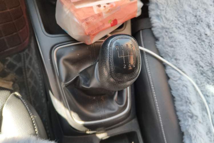 Used Kia K2 2017 Sedan 1.4L Manual Transmission 15th Anniversary Special Edition GLS
