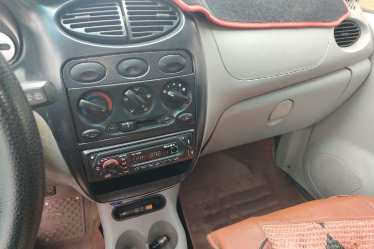 Used Chery QQ3 2011 0.8L Manual Champion Edition