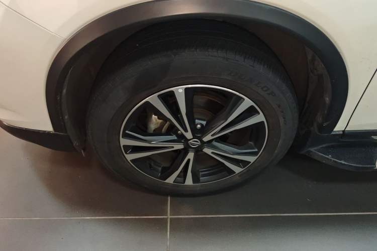 Used Nissan X-Trail 2019 2.5L CVT Smart Connect Luxury Edition 4WD
