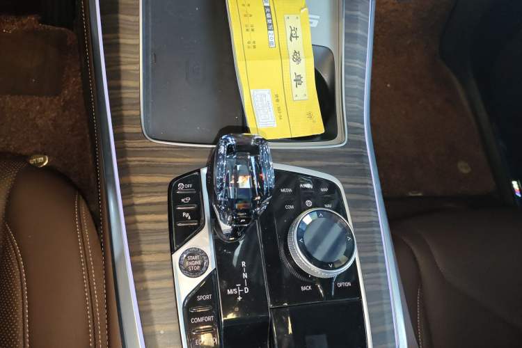 Used BMW X5 2022 Restyled xDrive 40Li M Sport Package Gear Lever