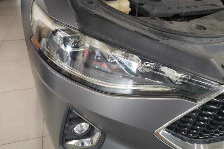 Used Haval F7 2019 2.0T Two-Wheel-Drive i-Van China VI Standard
