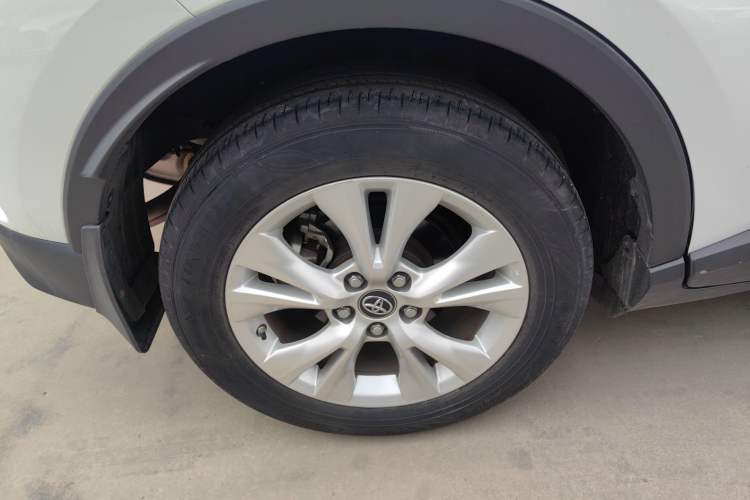 Used Toyota IZOA 2021 2.0L Enjoy Edition
