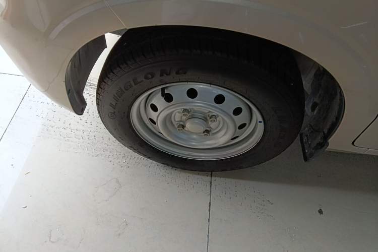 Used Wuling Hongguang V 2022 1.5L Jingqu Edition Electric-Assist LAR
