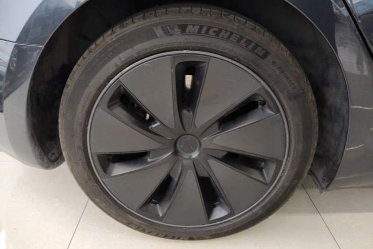 Used Tesla Model 3 2023 Rear-Wheel-Drive Version