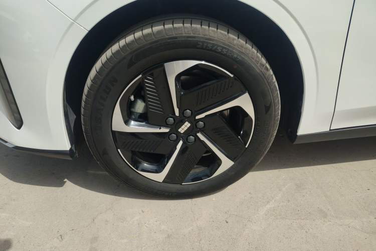 Used Geely Galaxy L6 2025 EM-i 140km Explorer+ Edition