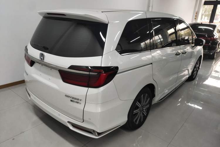 Used Honda Odyssey 2022 2.0L eHEV Sharp Enjoyment Edition
