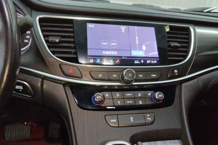 Used Buick LaCrosse 2019 28T Luxury Version
