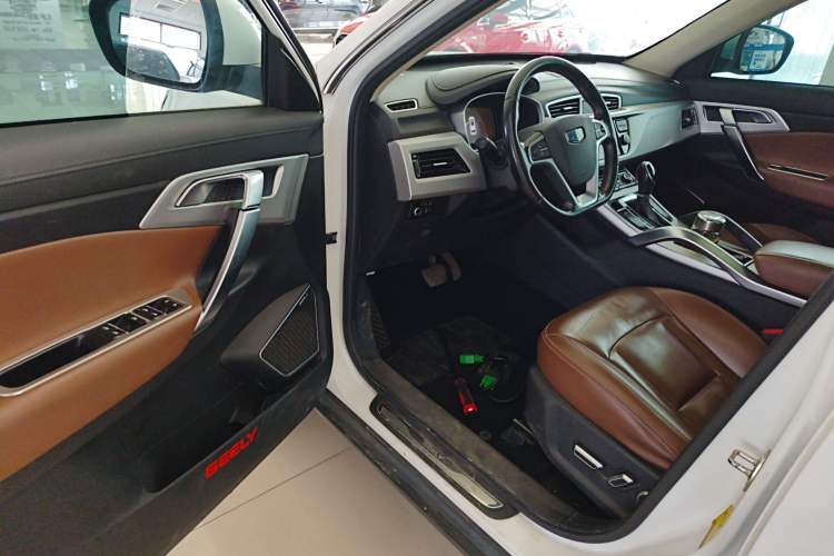 Used Geely Auto Emgrand X7 Sport 2016 1.8TD Automatic ZhiZun Version