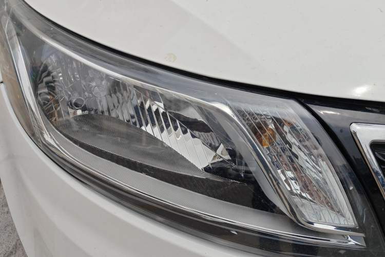 Used Kia K2 2012 Sedan 1.6L Automatic Transmission Premium Commemorative Edition