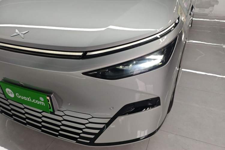 Used XPeng X9 2024 702 Ultra-Long Range Max